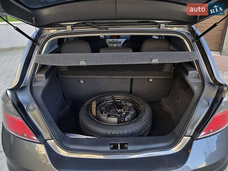 Хэтчбек Opel Astra 2012 в Тернополе фото 30 Хэтчбек Opel Astra 2012 в Тернополе