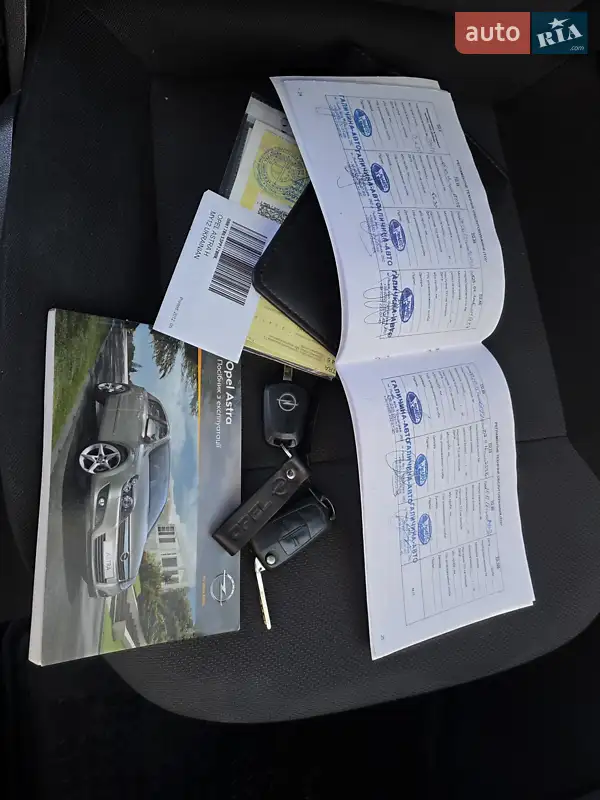 Хэтчбек Opel Astra 2012 в Тернополе документ 2 фото Хэтчбек Opel Astra 2012 в Тернополе документ
