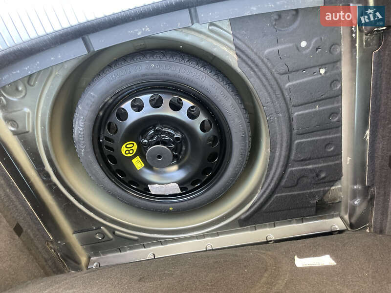 Универсал Opel Astra 2008 в Ровно