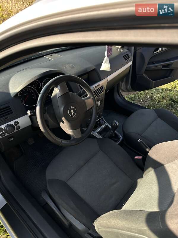 Універсал Opel Astra 2006 в Нетішині фото 13 Універсал Opel Astra 2006 в Нетішині