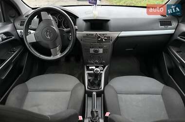 Универсал Opel Astra 2006 в  фото 14 Универсал Opel Astra 2006 в