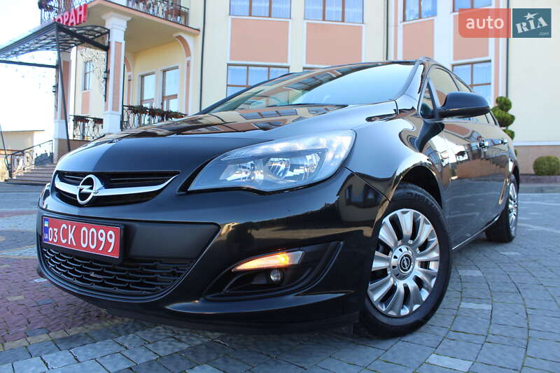Универсал Opel Astra 2015 в 
