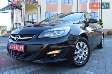 Универсал Opel Astra 2015 в 