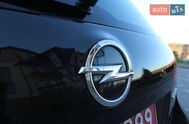 Универсал Opel Astra 2015 в 