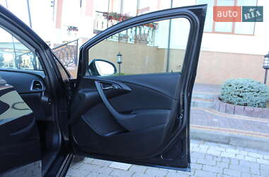 Универсал Opel Astra 2015 в 
