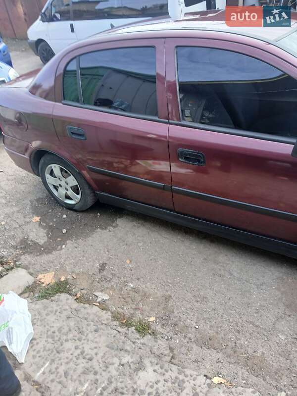Седан Opel Astra 2003 в Львові фото 2 Седан Opel Astra 2003 в Львові