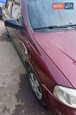Седан Opel Astra 2003 в  фото 21 Седан Opel Astra 2003 в
