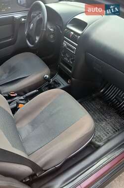 Седан Opel Astra 2003 в  фото 30 Седан Opel Astra 2003 в