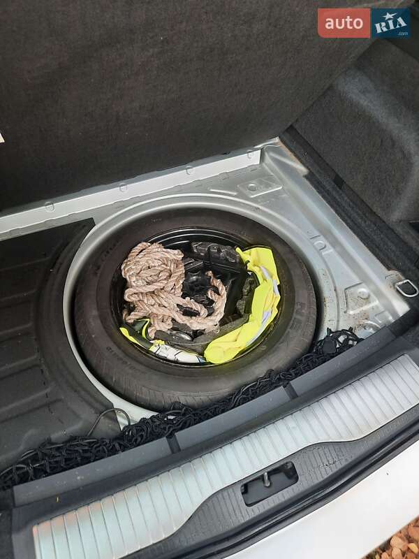 Универсал Opel Astra 2008 в Кременце