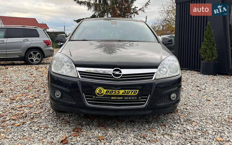 Хэтчбек Opel Astra 2010 в Коломые