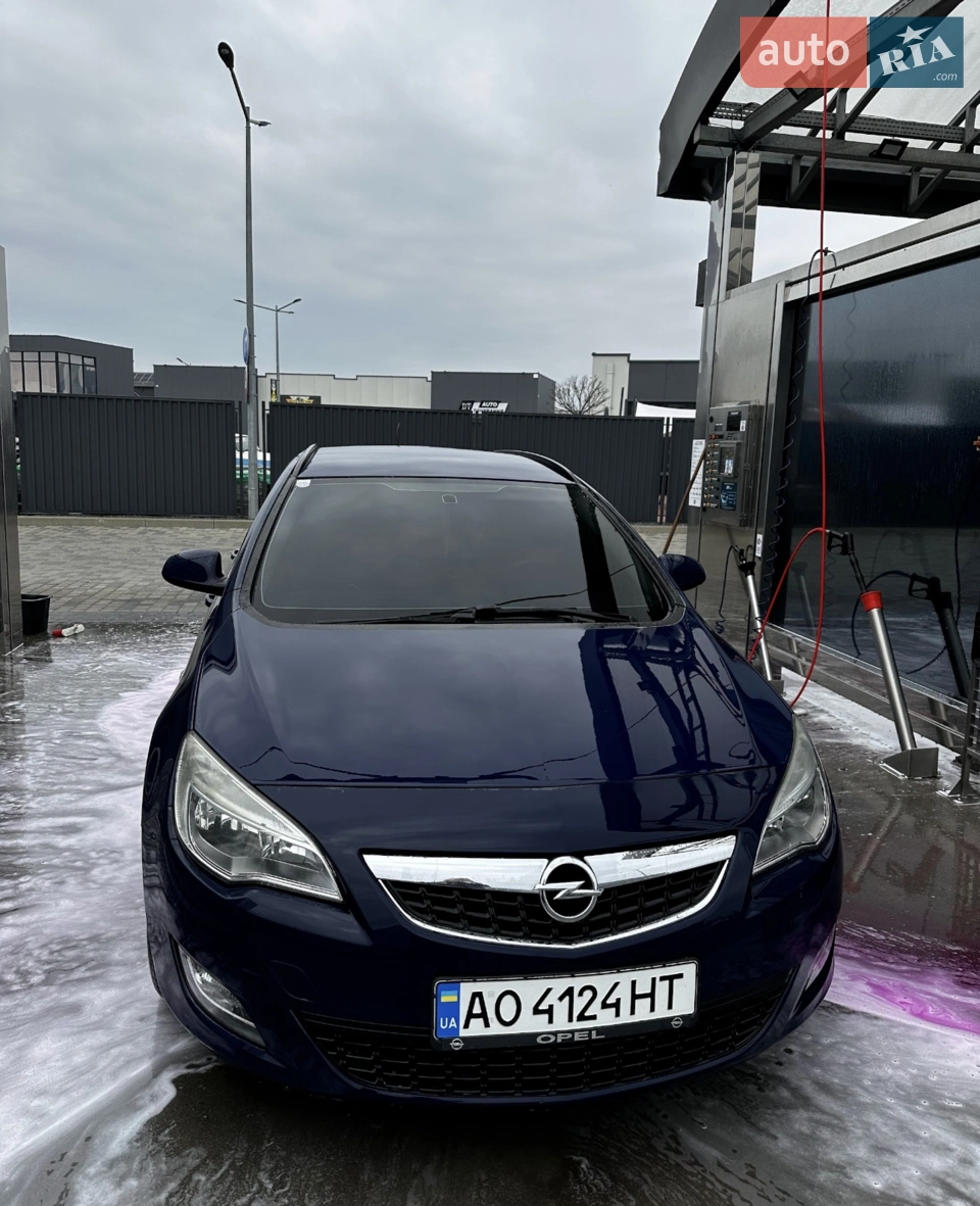 2011 Opel Astra - мініатюра 16