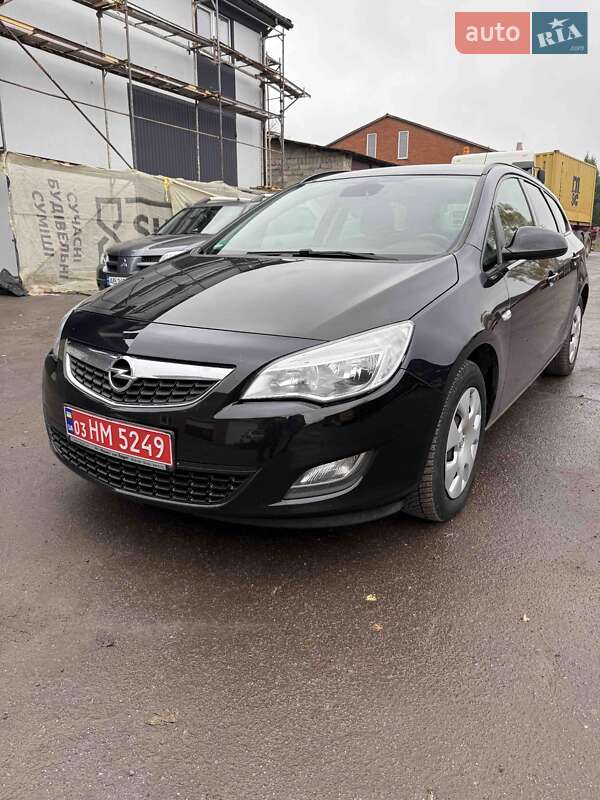 Универсал Opel Astra 2011 в Калиновке фото Универсал Opel Astra 2011 в Калиновке