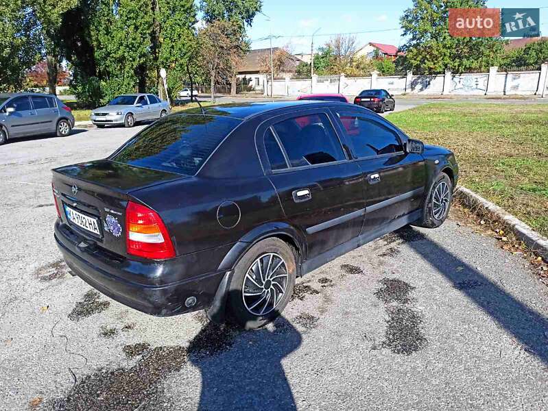 Седан Opel Astra 2007 в Києві