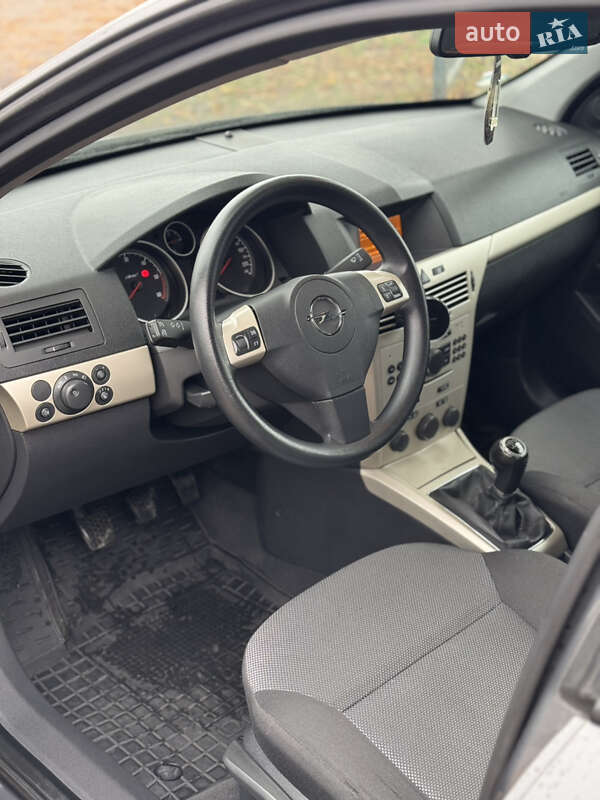 Хэтчбек Opel Astra 2008 в Виннице фото 16 Хэтчбек Opel Astra 2008 в Виннице
