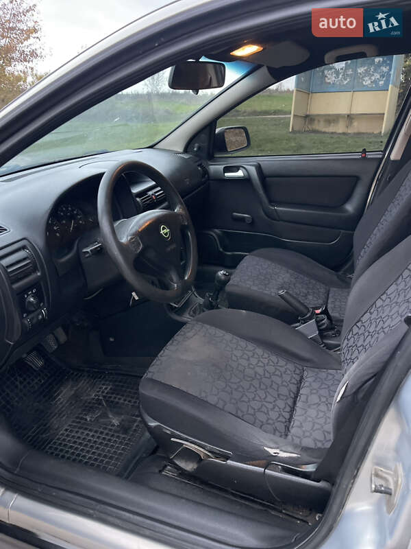 Седан Opel Astra 2007 в Кременце фото 10 Седан Opel Astra 2007 в Кременце