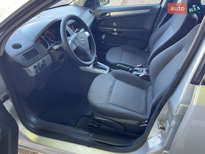 Хэтчбек Opel Astra 2005 в Киеве фото 31 Хэтчбек Opel Astra 2005 в Киеве