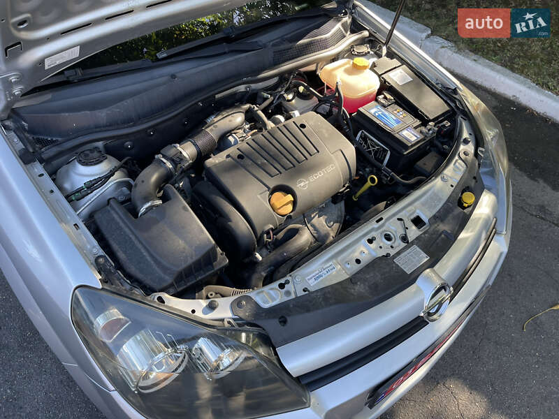 Хэтчбек Opel Astra 2005 в Киеве фото 39 Хэтчбек Opel Astra 2005 в Киеве