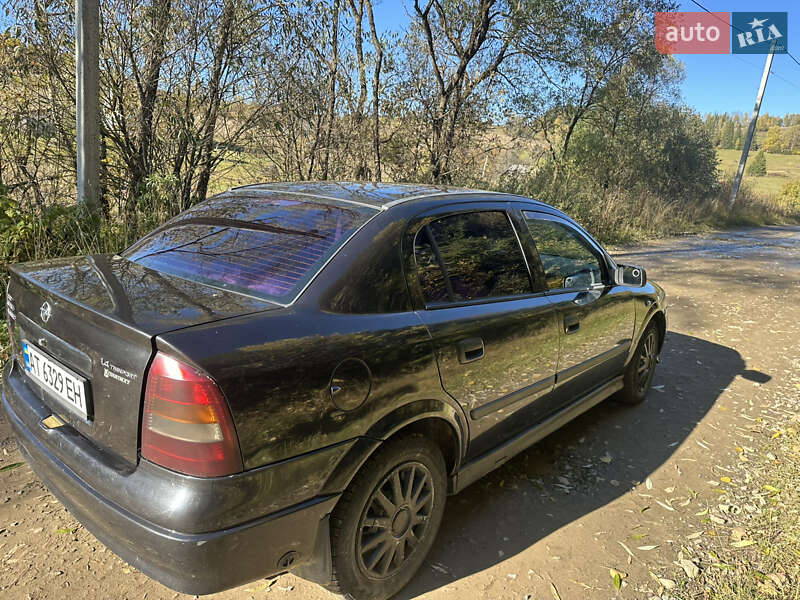 Седан Opel Astra 2006 в Сколе фото 5 Седан Opel Astra 2006 в Сколе