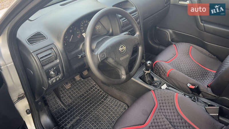 Седан Opel Astra 1999 в Остроге фото 5 Седан Opel Astra 1999 в Остроге