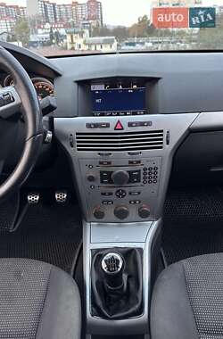 Универсал Opel Astra 2008 в 