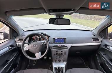 Универсал Opel Astra 2008 в 