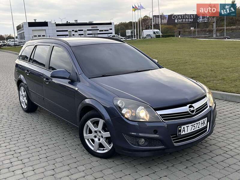 Універсал Opel Astra 2008 в Львові