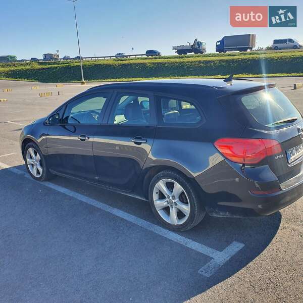 Универсал Opel Astra 2011 в Львове фото 12 Универсал Opel Astra 2011 в Львове