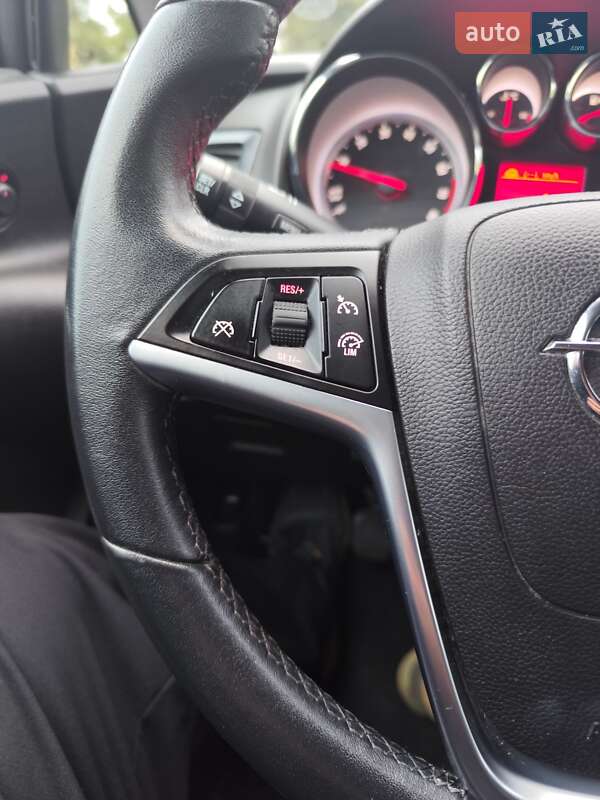Универсал Opel Astra 2014 в Звягеле фото 53 Универсал Opel Astra 2014 в Звягеле