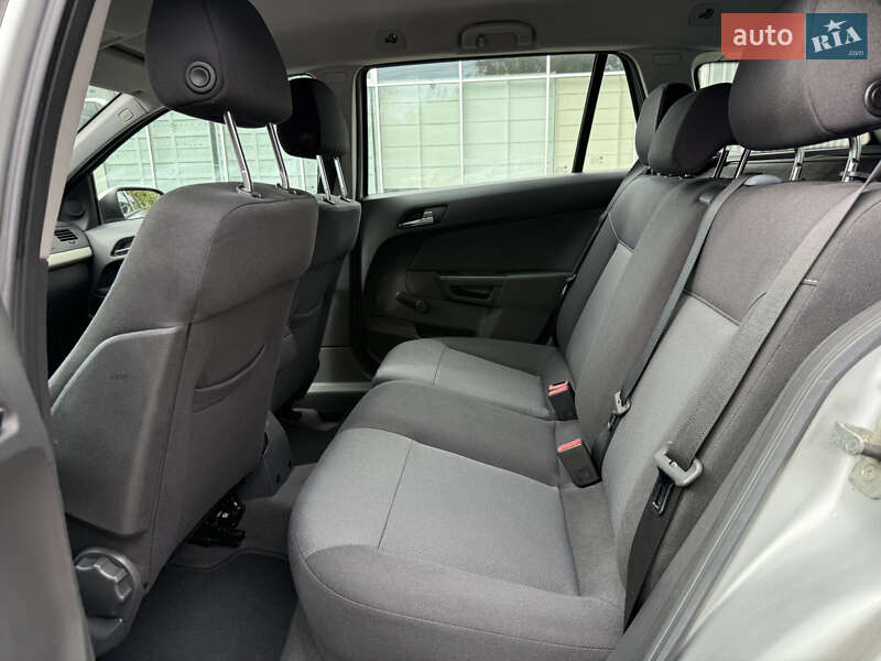 Универсал Opel Astra 2007 в Виннице