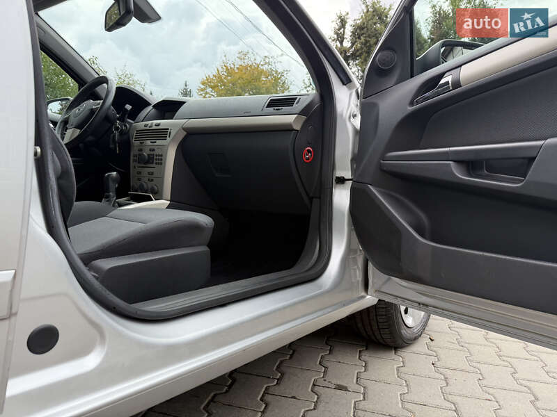 Универсал Opel Astra 2007 в Виннице