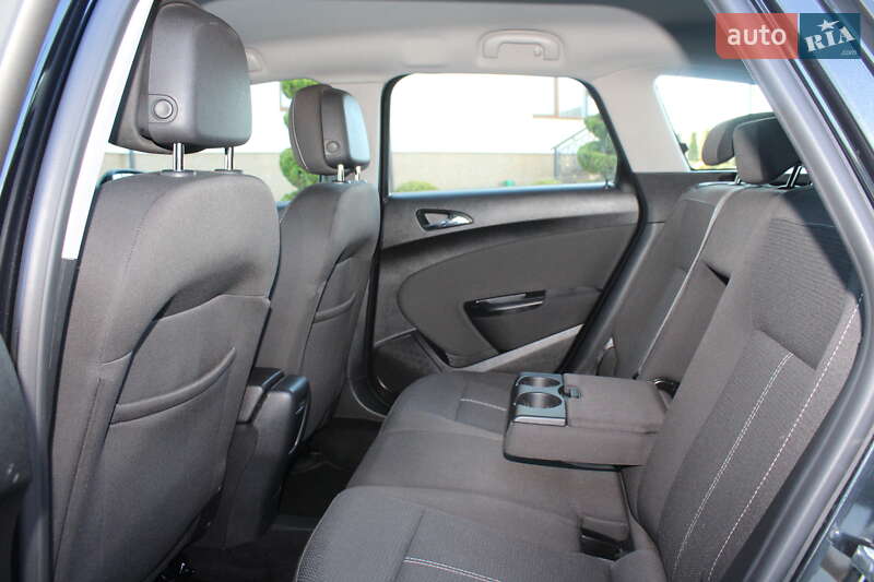 Універсал Opel Astra 2015 в Трускавці фото 78 Універсал Opel Astra 2015 в Трускавці