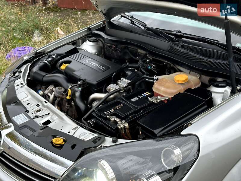 Универсал Opel Astra 2009 в Николаеве