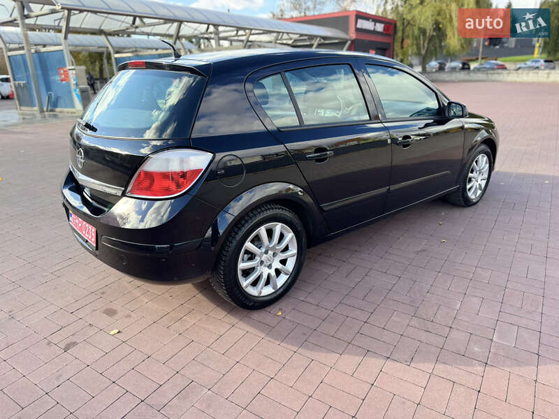 Хэтчбек Opel Astra 2005 в Ровно фото 7 Хэтчбек Opel Astra 2005 в Ровно
