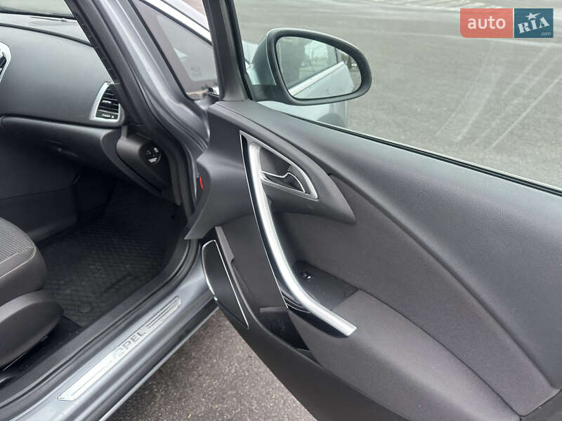 Хетчбек Opel Astra 2010 в Житомирі фото 15 Хетчбек Opel Astra 2010 в Житомирі