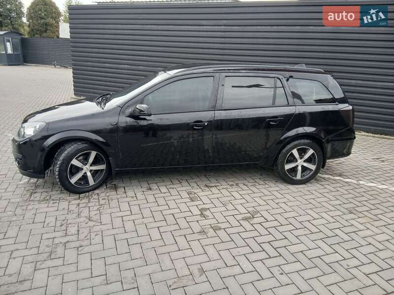 Универсал Opel Astra 2006 в Ивано-Франковске