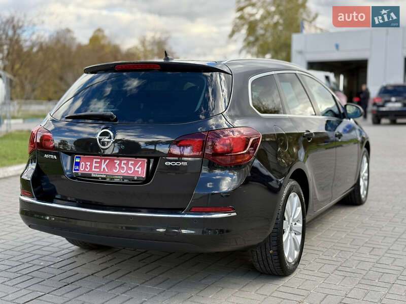 Универсал Opel Astra 2016 в Тернополе
