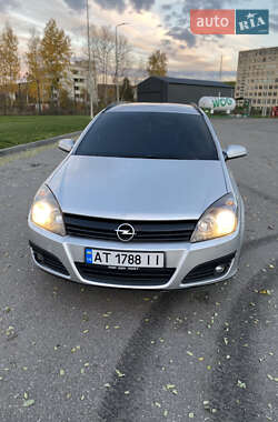 Универсал Opel Astra 2005 в Ивано-Франковске