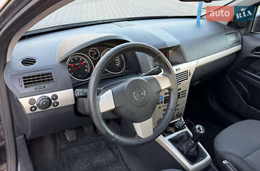 Универсал Opel Astra 2008 в 