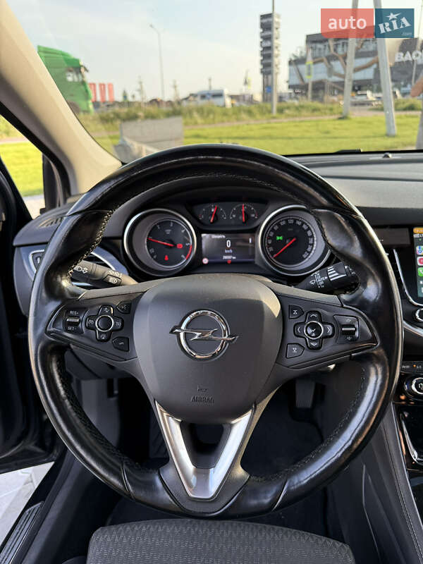 Універсал Opel Astra 2016 в Луцьку