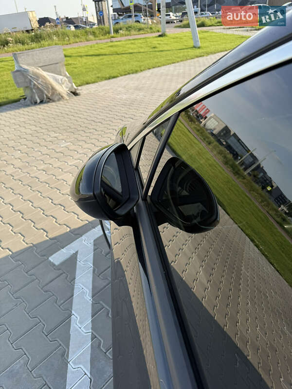 Універсал Opel Astra 2016 в Луцьку