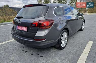 Универсал Opel Astra 2010 в 