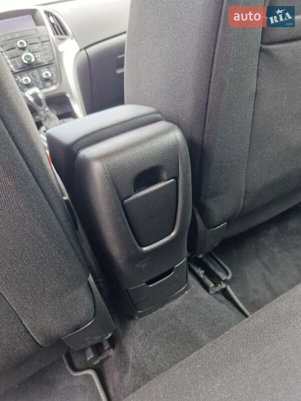 Универсал Opel Astra 2010 в Самборе фото 39 Универсал Opel Astra 2010 в Самборе