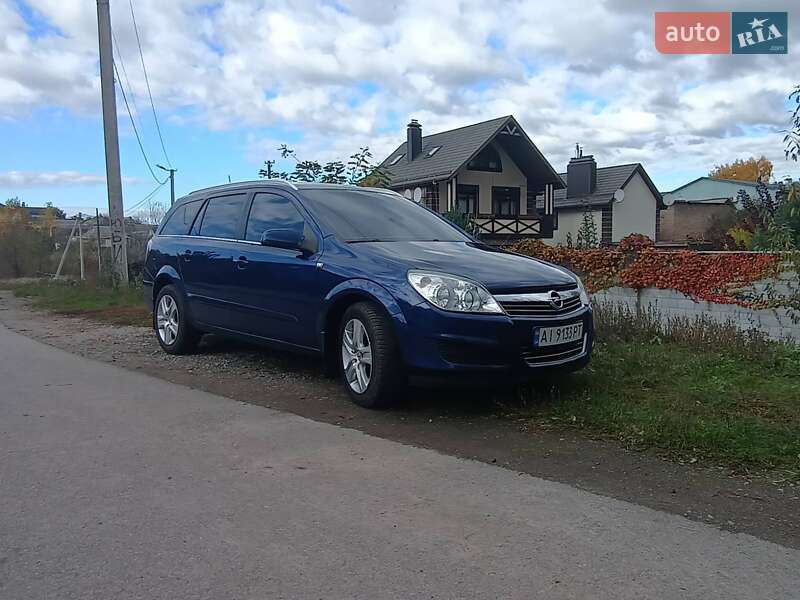 Универсал Opel Astra 2008 в Белой Церкви