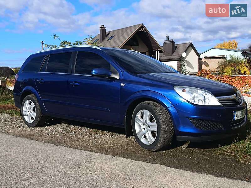 Универсал Opel Astra 2008 в Белой Церкви