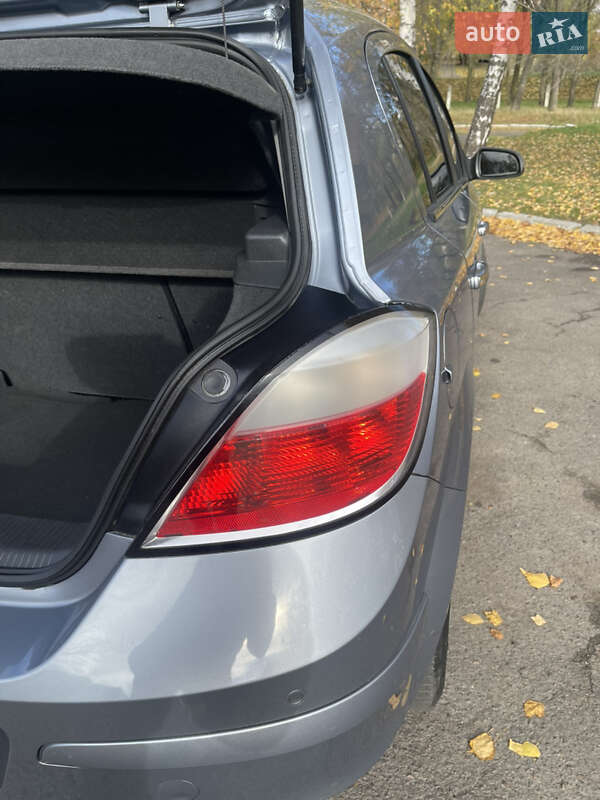 Хетчбек Opel Astra 2004 в Рівному фото 11 Хетчбек Opel Astra 2004 в Рівному