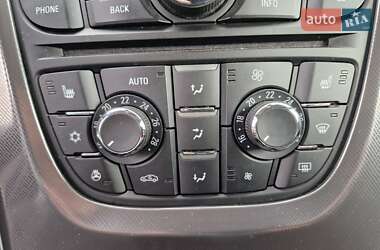 Универсал Opel Astra 2010 в 