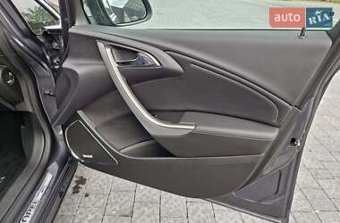 Универсал Opel Astra 2010 в 