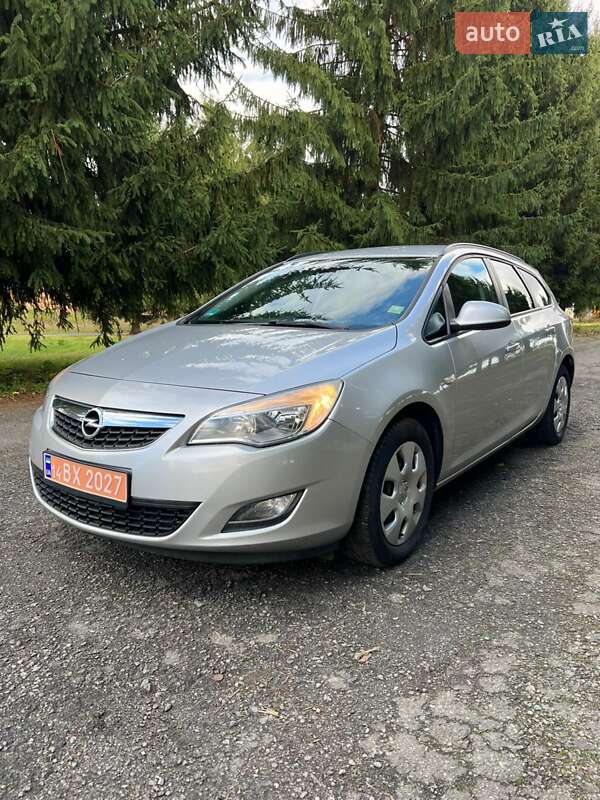 Универсал Opel Astra 2011 в Стрые фото 4 Универсал Opel Astra 2011 в Стрые