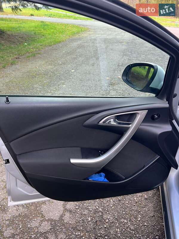 Универсал Opel Astra 2011 в Стрые фото 17 Универсал Opel Astra 2011 в Стрые