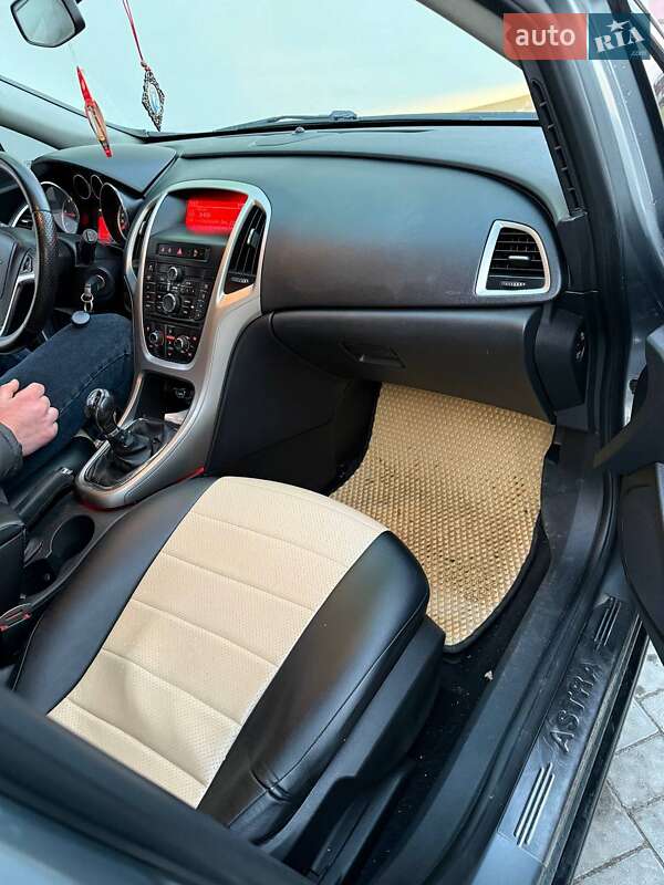 Універсал Opel Astra 2011 в Дрогобичі фото 11 Універсал Opel Astra 2011 в Дрогобичі